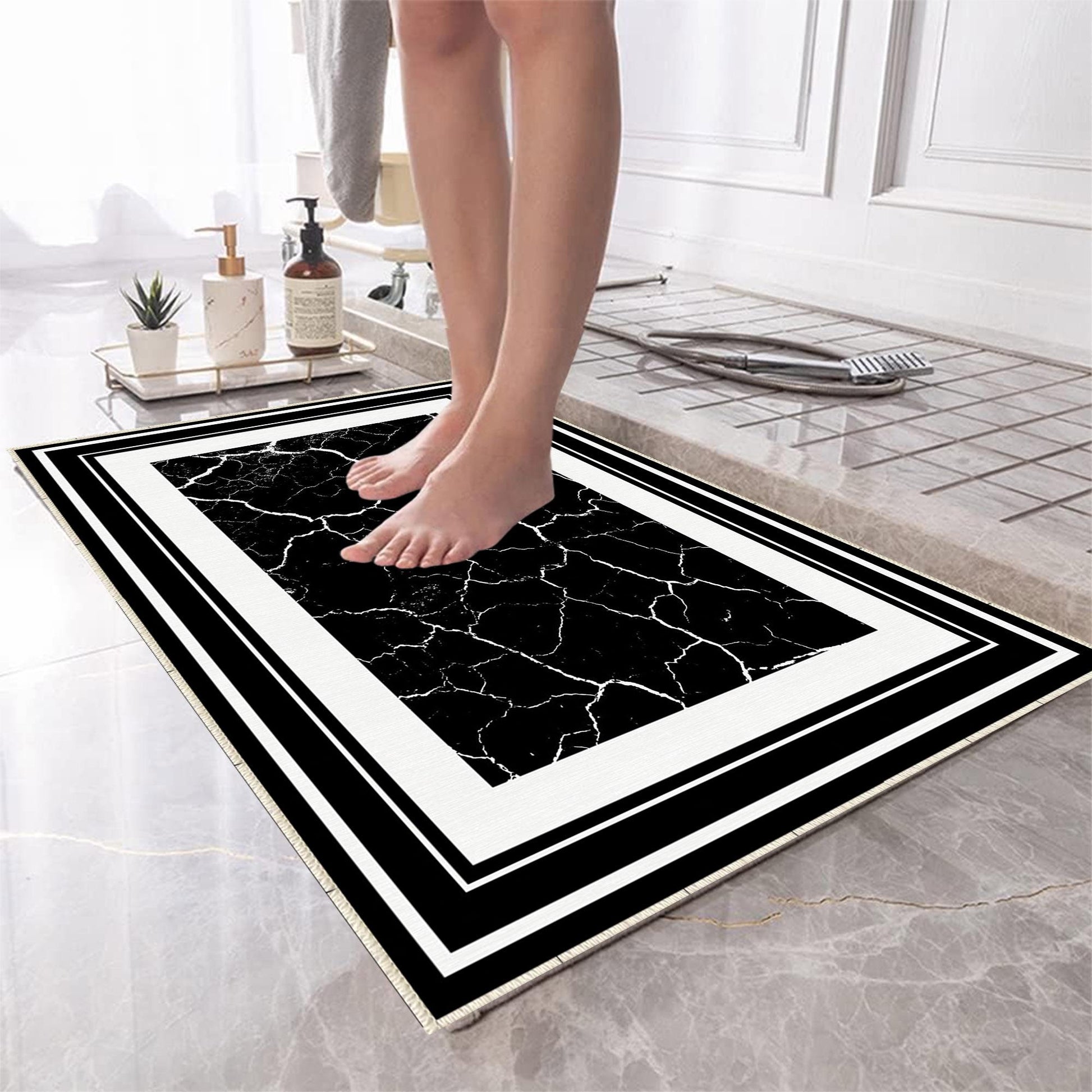 Black White Marble Border Pattern Bathroom Rug, Geometic Non Slip Quick Dry Bath Mat - Geometric Toilet Mat, Soft Washable Modern Decor
