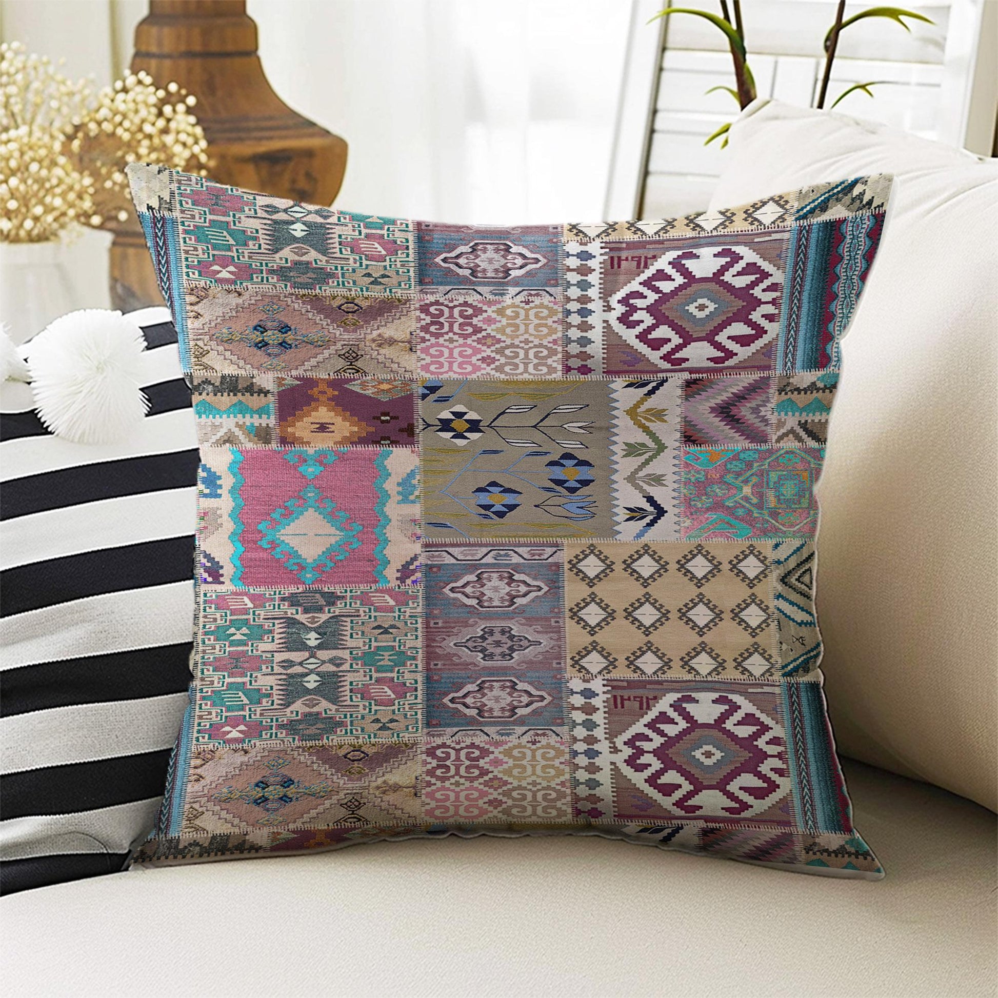 Rug Design Pillow Covers - Colorful Turkish Kilim Pattern Cushion Case, Tradional Print Throw Pillow, Vintage Style Accent Pillow Covers