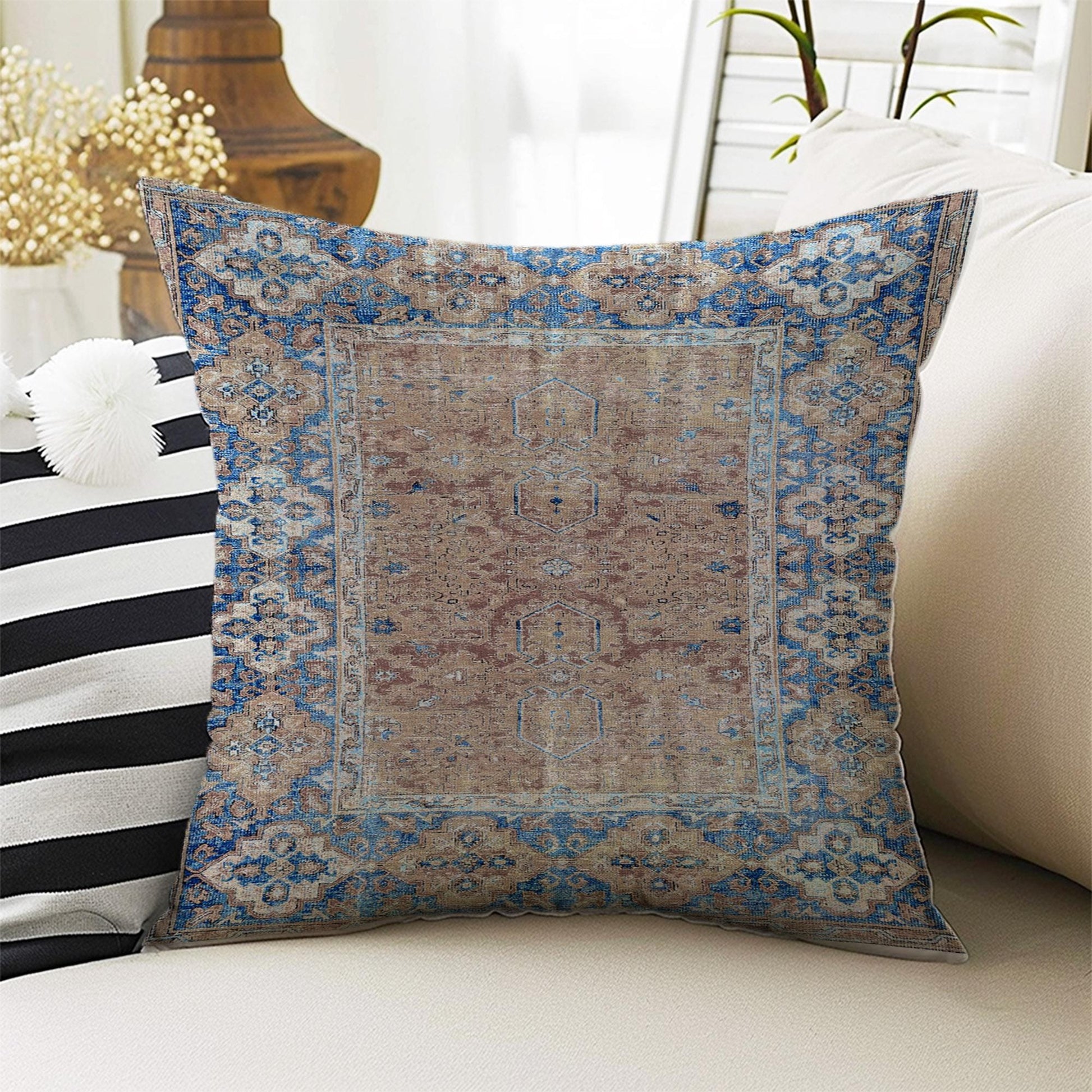Rug Design Pillow Covers - Colorful Turkish Kilim Pattern Cushion Case, Tradional Print Throw Pillow, Vintage Style Accent Pillow Covers